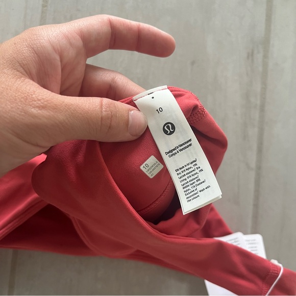 NWT Lululemon Align V-Neck Bra, Desert Red, Size 10 - Picture 7 of 7